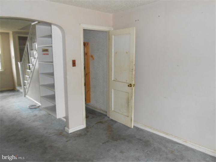 1245 Edgehill Road Darby, PA 19023 - Photo 8 of 13