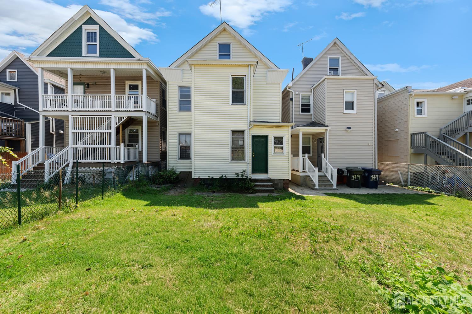 181 State Street Perth Amboy, NJ 08861 - Photo 9 of 34