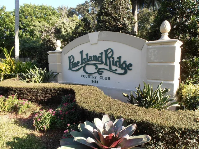 $2,600 | 9510 Seagrape Drive, Unit 101, Davie, FL 33324