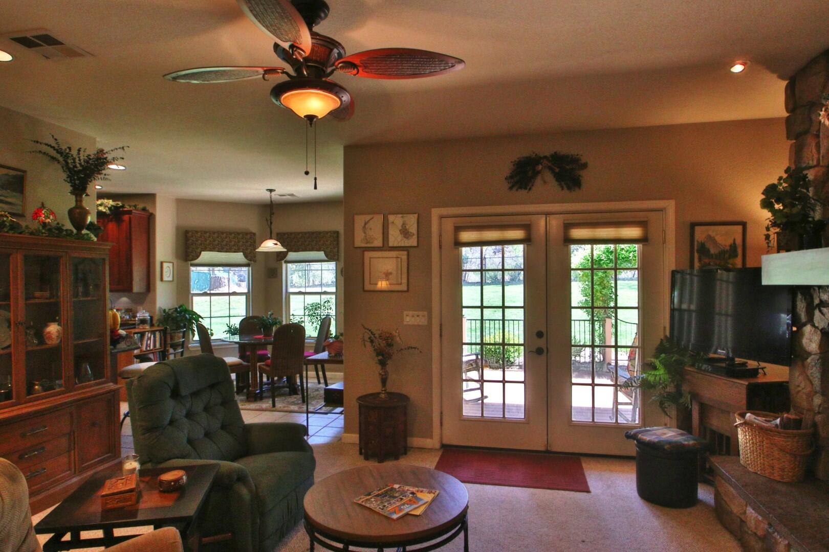 921 North Old Stage Road Cave Junction, OR 97523 - Photo 9 of 37 9-French Doors to Patio