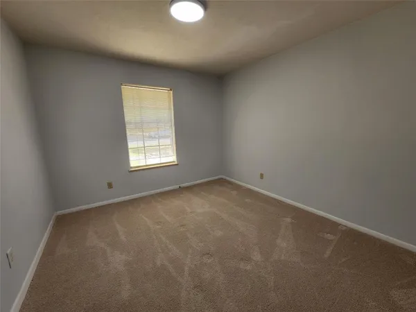 $2,800 | 2604 Buckingham Drive, Denton, TX 76209