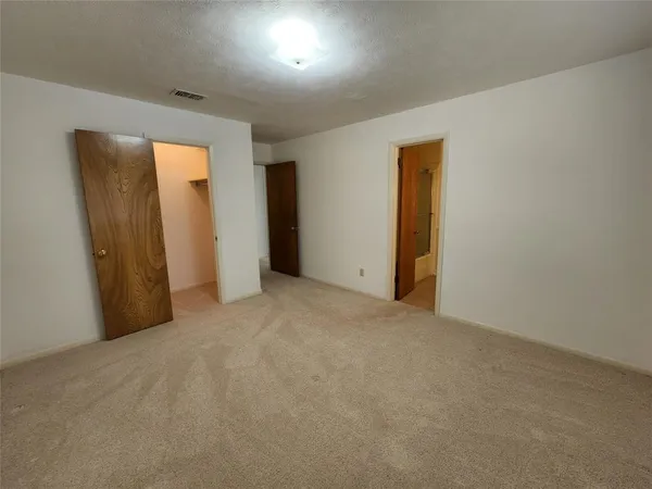 $2,800 | 2604 Buckingham Drive, Denton, TX 76209