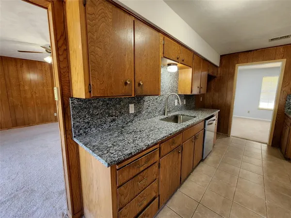 $2,800 | 2604 Buckingham Drive, Denton, TX 76209