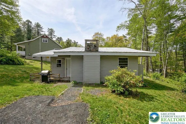 $149,000 | 108 Mink Lane, Bushkill, PA 18324
