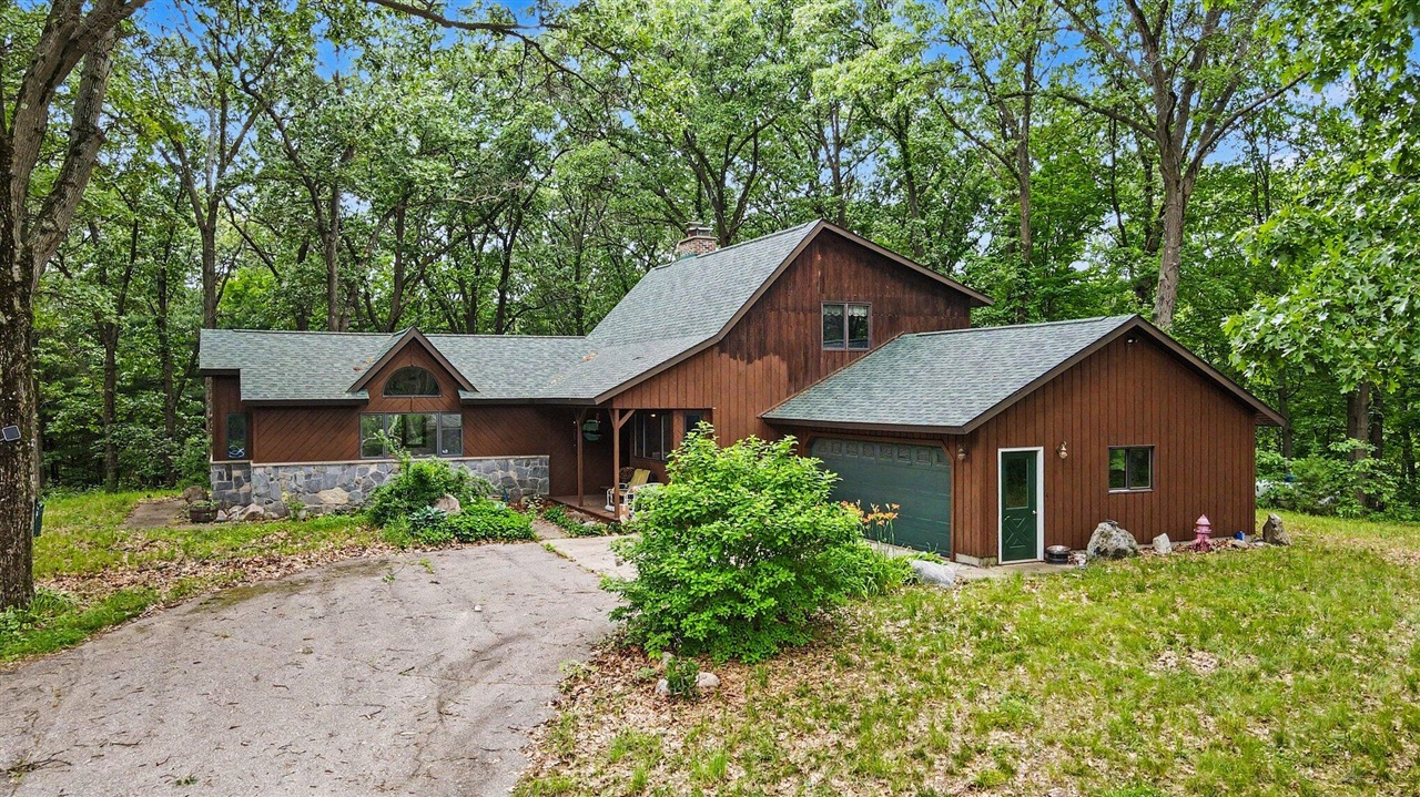 10642 Keller Road Delton, MI 49046 - Photo 38 of 49