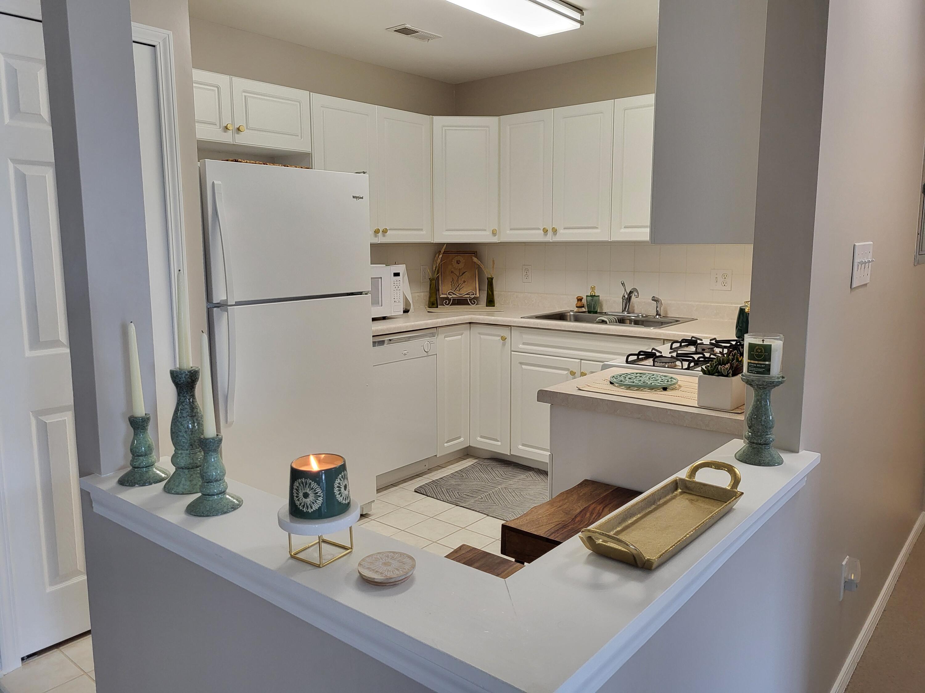 408 Sturdy Road, Unit 8A Valparaiso, IN 46383 - Photo 6 of 14 3000x2250