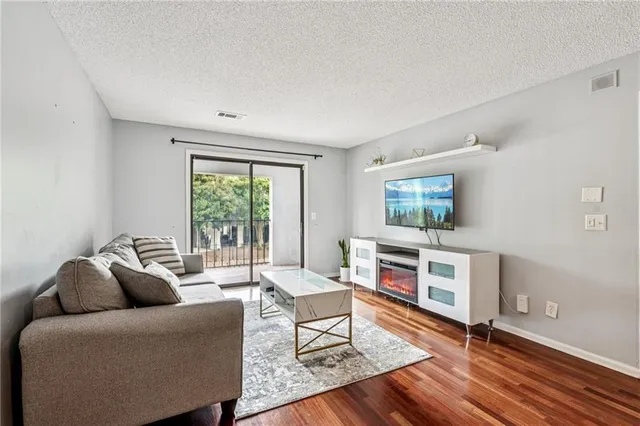 $214,900 | 2657 Lenox Road Northeast, Unit N1853, Atlanta, GA 30324