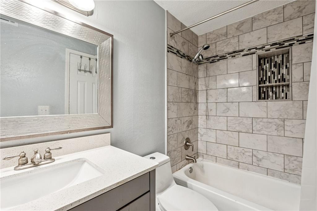 2657 Lenox Road Northeast, Unit N1853 Atlanta, GA 30324 - Photo 17 of 27