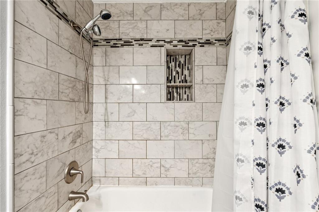 2657 Lenox Road Northeast, Unit N1853 Atlanta, GA 30324 - Photo 18 of 27