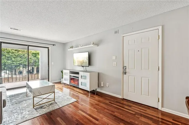 $214,900 | 2657 Lenox Road Northeast, Unit N1853, Atlanta, GA 30324