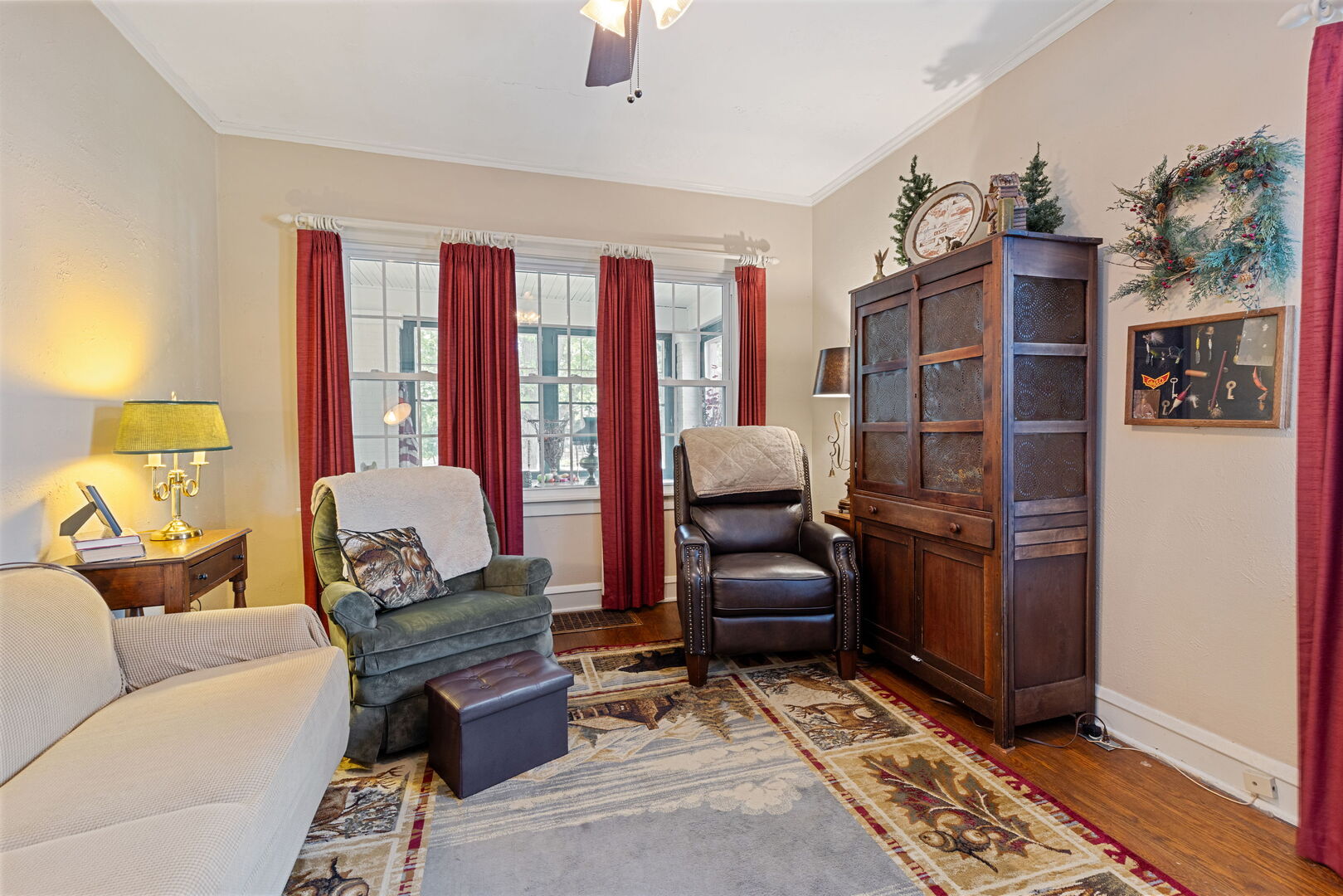 1361 Elizabeth Street Crete, IL 60417 - Photo 17 of 31 a living room with furniture and a window