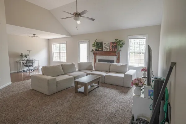 $1,600 | 1252 Morstead Drive, Clarksville, TN 37042