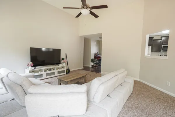 $1,600 | 1252 Morstead Drive, Clarksville, TN 37042