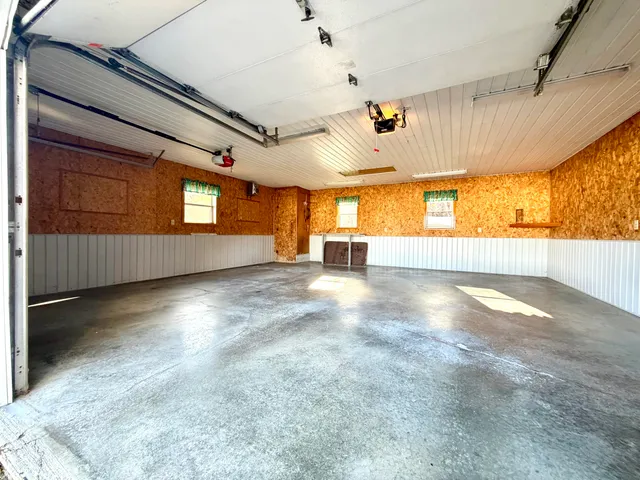 $134,900 | 543 East Main Street, Madawaska, ME 04756