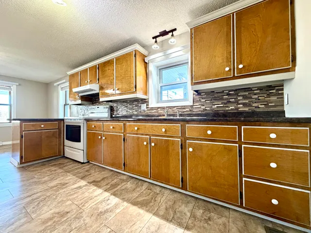 $134,900 | 543 East Main Street, Madawaska, ME 04756