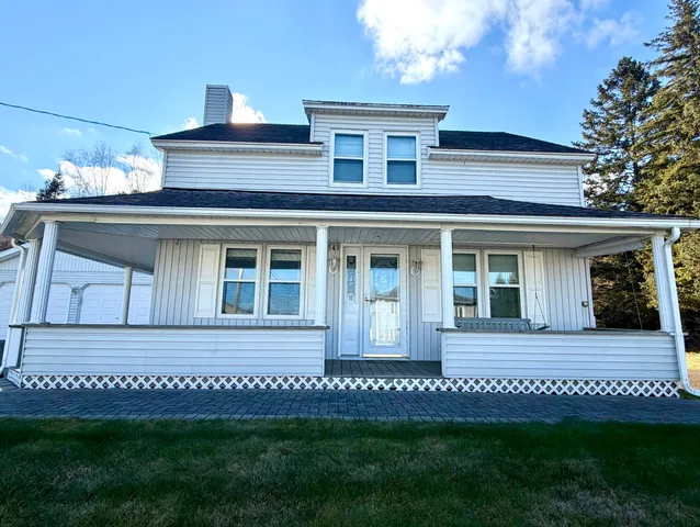 $134,900 | 543 East Main Street, Madawaska, ME 04756