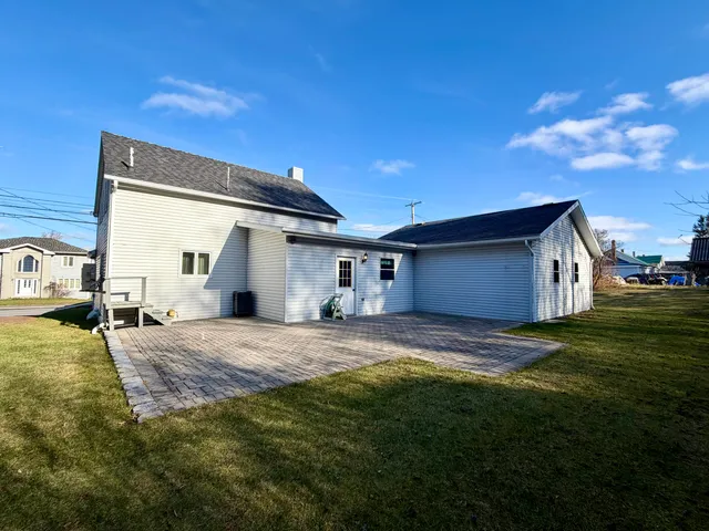 $134,900 | 543 East Main Street, Madawaska, ME 04756