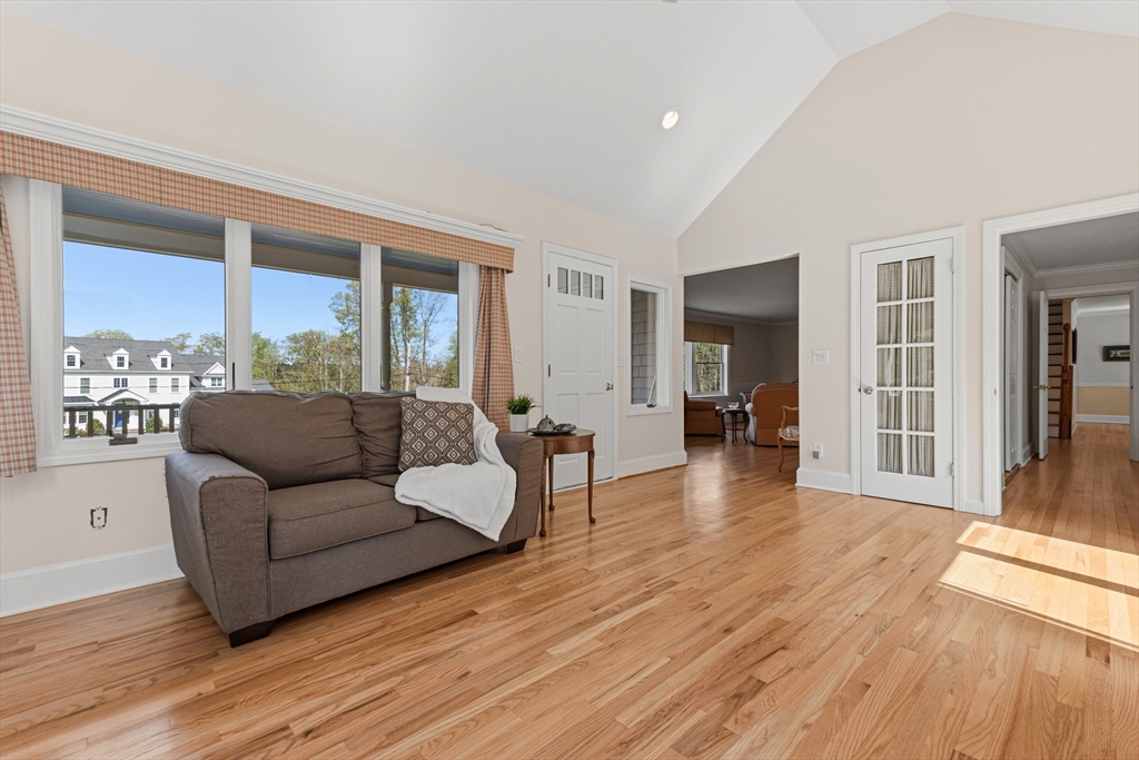 122 Deerfoot Road Southborough, MA 01772 - Photo 7 of 38