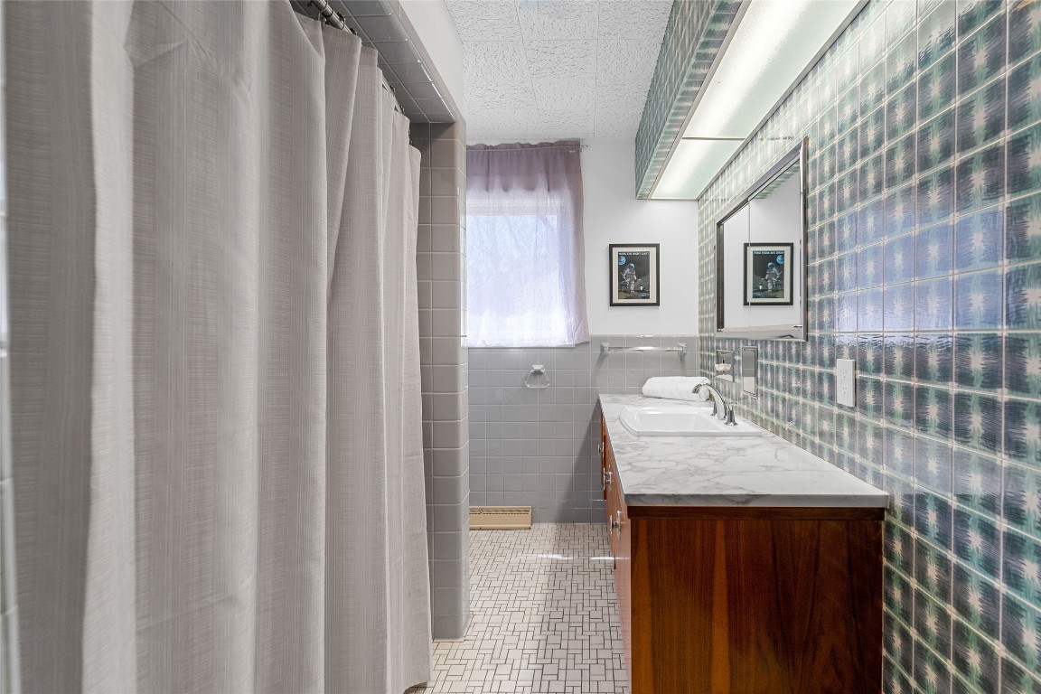 3725 Country Club Road Endicott, NY 13760 - Photo 29 of 46 Gallery Image 29