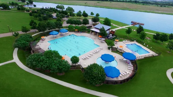 $2,350 | 2048 Lake Trail Drive, Heartland, TX 75126