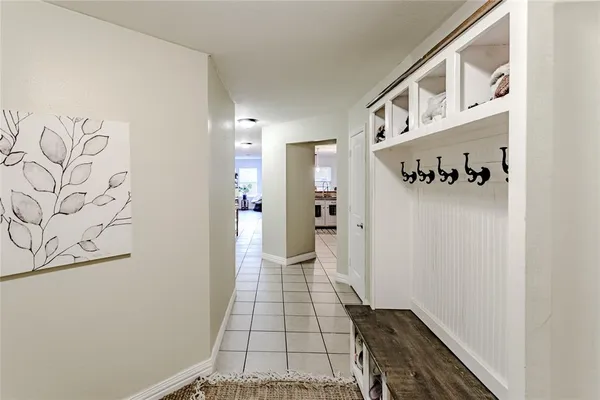 $2,350 | 2048 Lake Trail Drive, Heartland, TX 75126