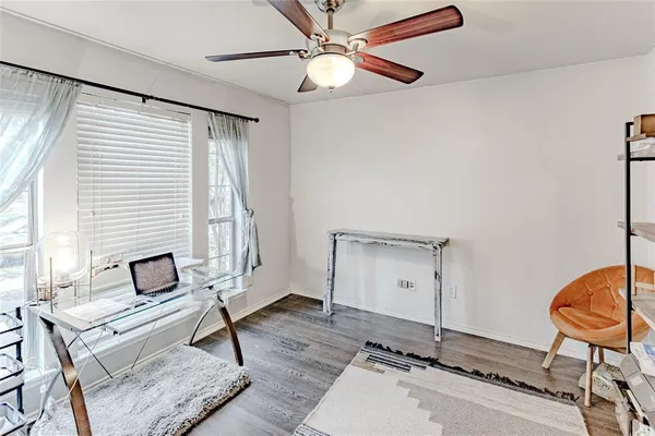 $2,350 | 2048 Lake Trail Drive, Heartland, TX 75126
