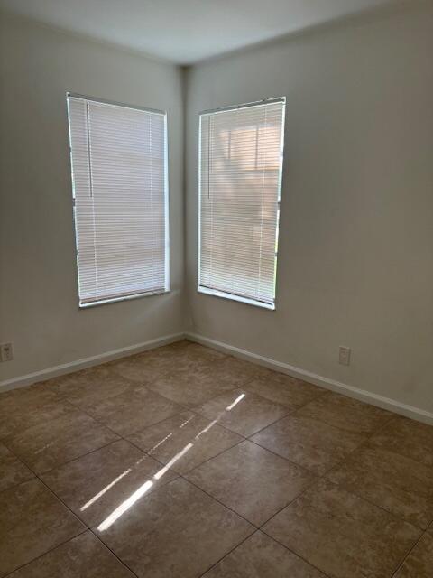 300 Palmwood Place, Unit 101 Boca Raton, FL 33431 - Photo 12 of 21 2nd bedroom