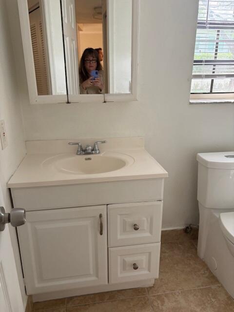 300 Palmwood Place, Unit 101 Boca Raton, FL 33431 - Photo 13 of 21 2nd bathroom 2