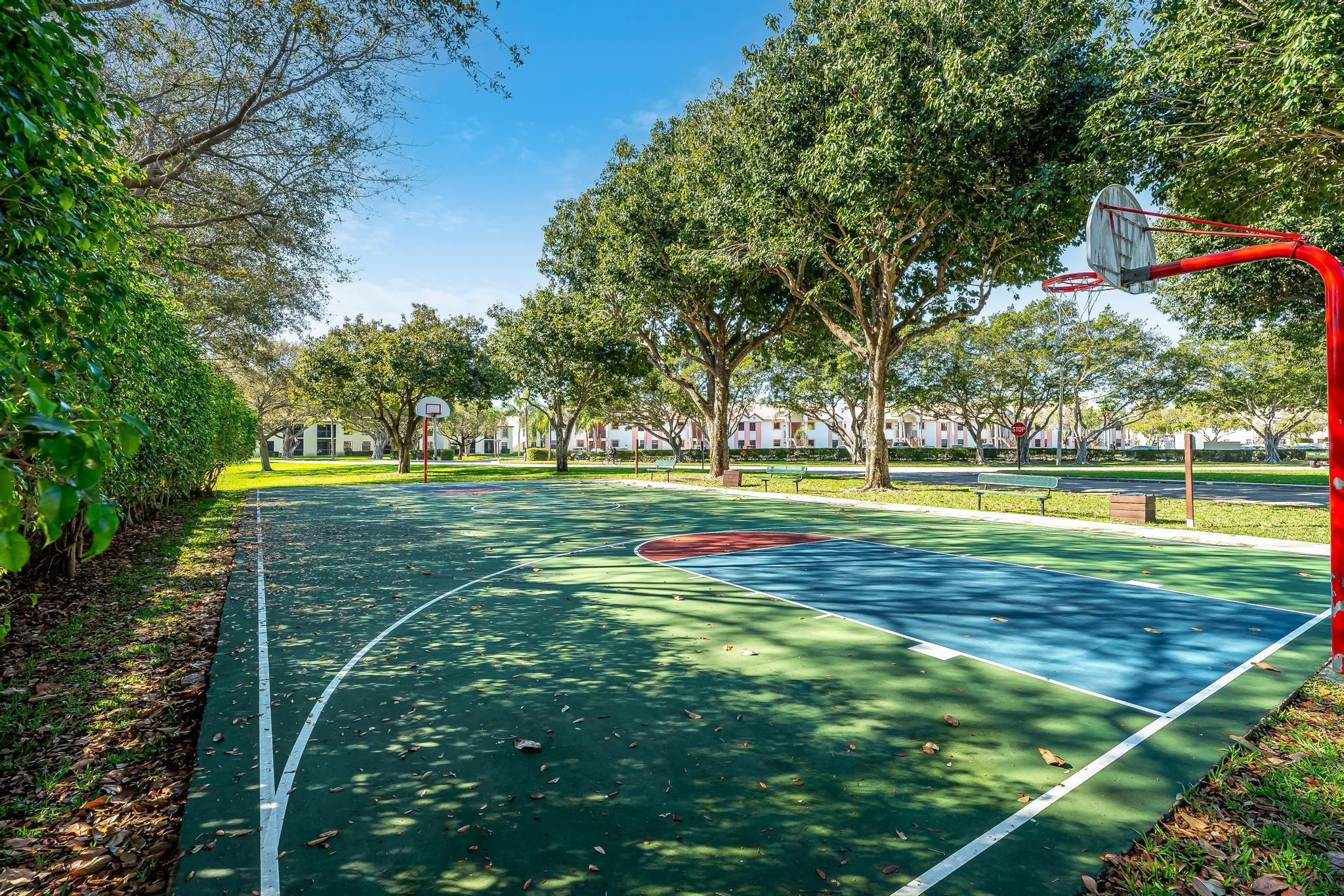 300 Palmwood Place, Unit 101 Boca Raton, FL 33431 - Photo 19 of 21 community5