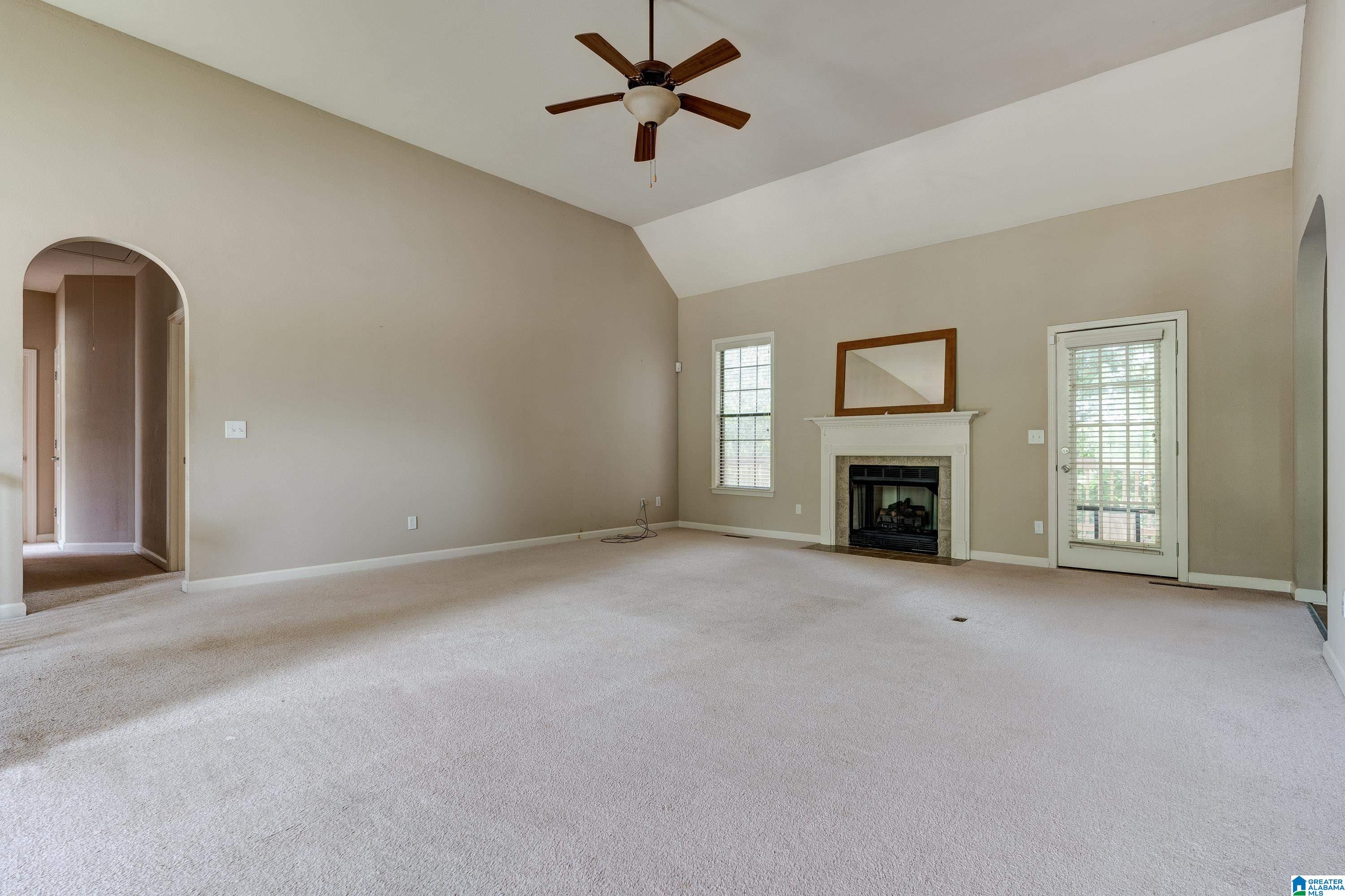 203 Chinaberry Way Alabaster, AL 35114 - Photo 8 of 38