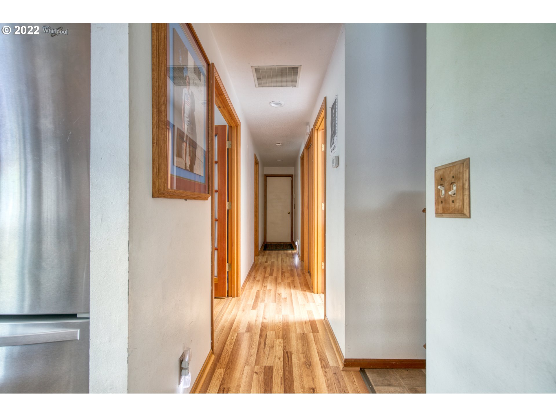 672 River Road Eugene, OR 97404 - Photo 11 of 23 Gallery Image 11