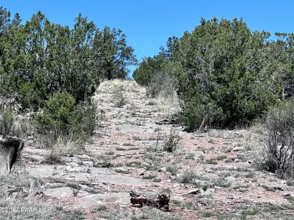 $130,000 | J Peaceful Hill Road, Seligman, AZ 86337