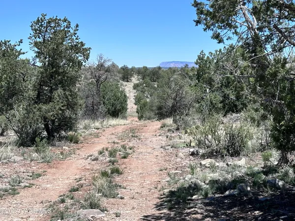 $130,000 | J Peaceful Hill Road, Seligman, AZ 86337