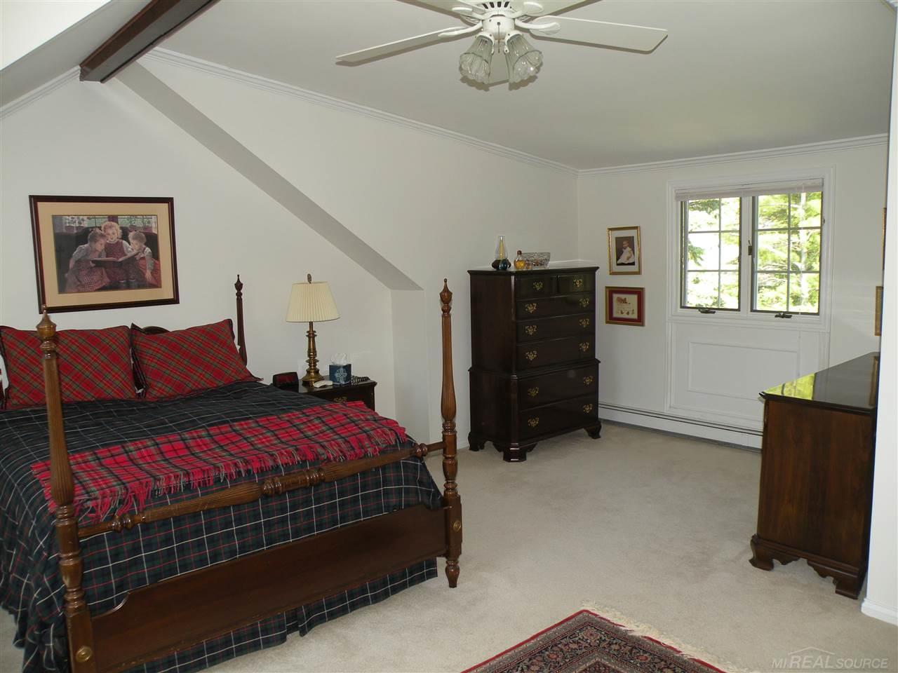 4677 Lakeshore Road Lexington, MI 48450 - Photo 35 of 54 31348490-34.JPG