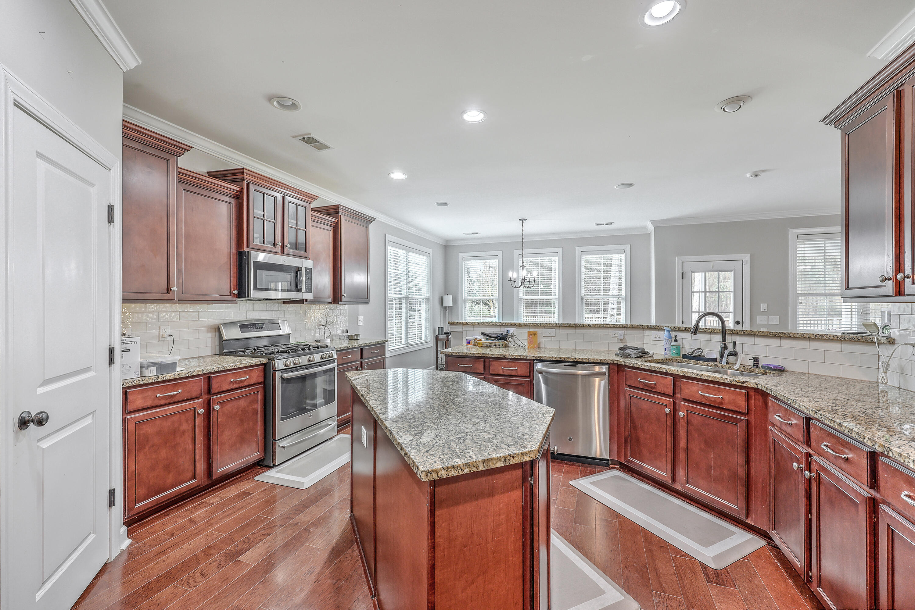 309 Ribbon Road Summerville, SC 29483 - Photo 18 of 68 ZYN_5315_16_17_18_19_20_21