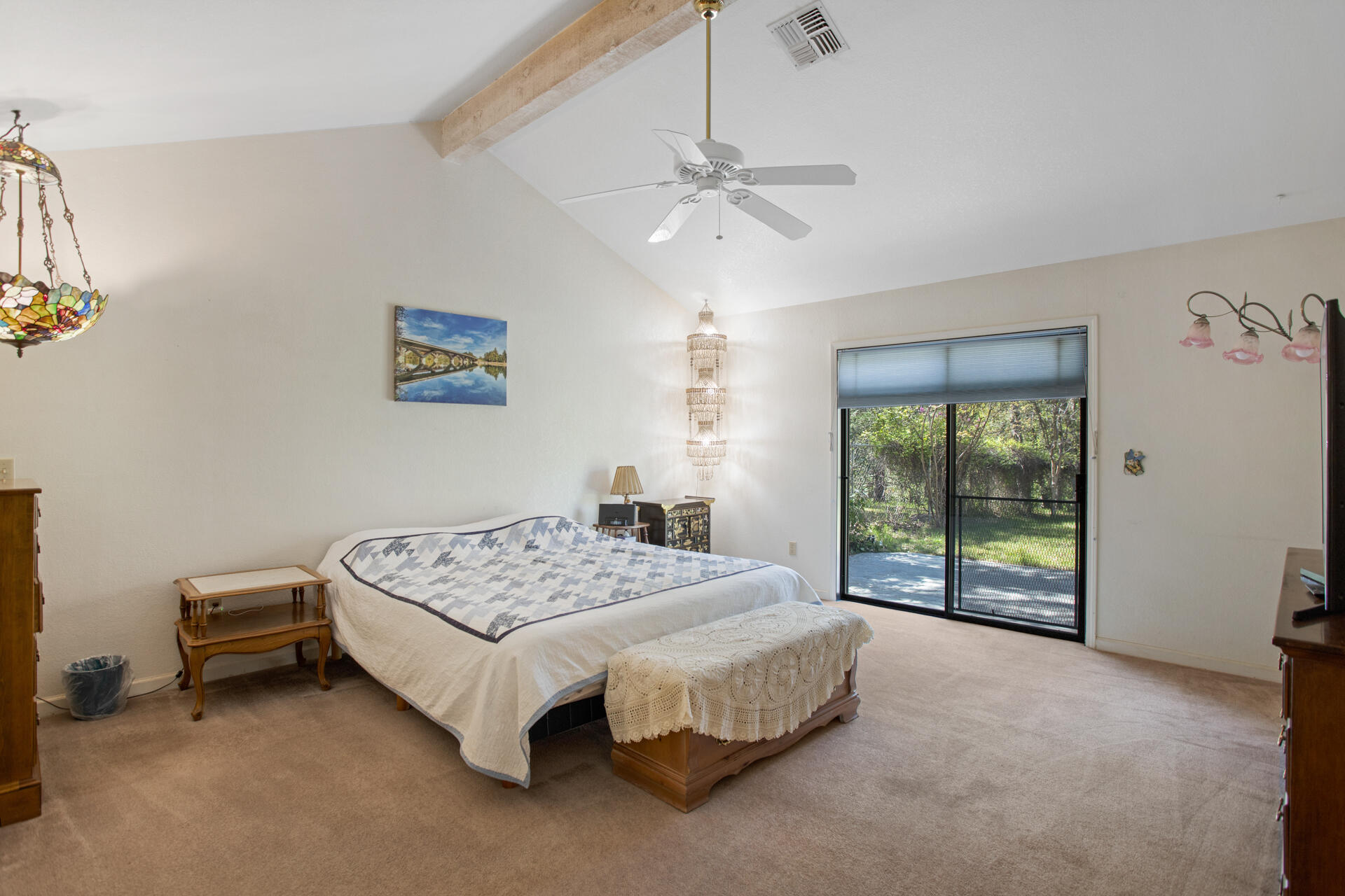 16093 Montgomery Ranch Road Redding, CA 96001 - Photo 11 of 35 Master Bedroom