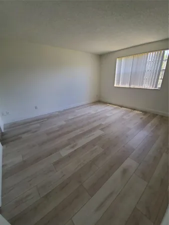 $2,050 | 8720 Shadow Wood Boulevard, Unit 206, Coral Springs, FL 33071