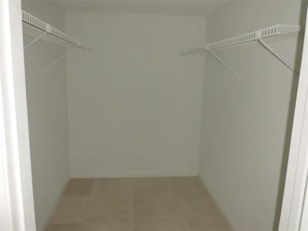 $2,050 | 8720 Shadow Wood Boulevard, Unit 206, Coral Springs, FL 33071