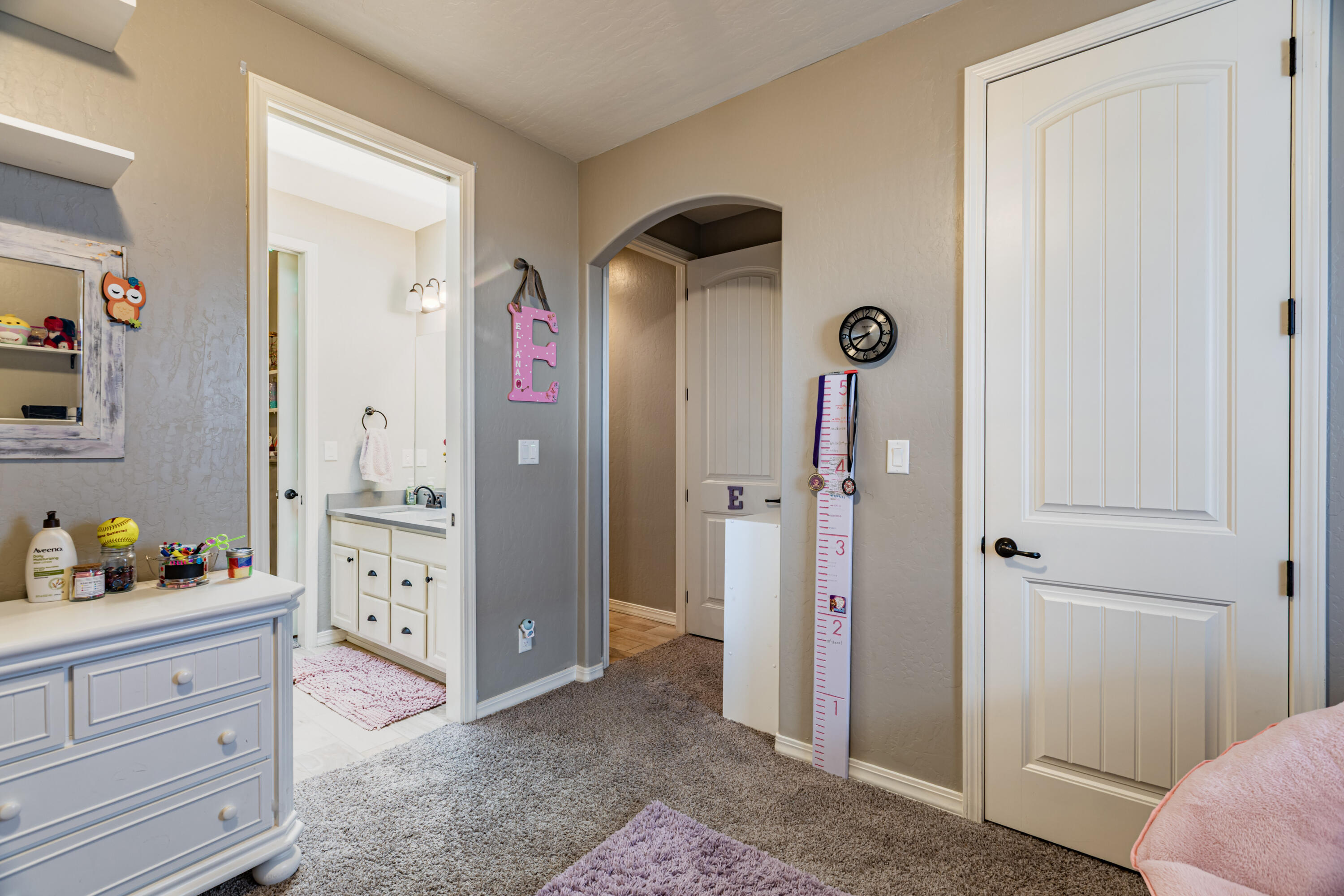 8912 Desert Rain Road Northwest Albuquerque, NM 87120 - Photo 25 of 28 Gallery Image 25