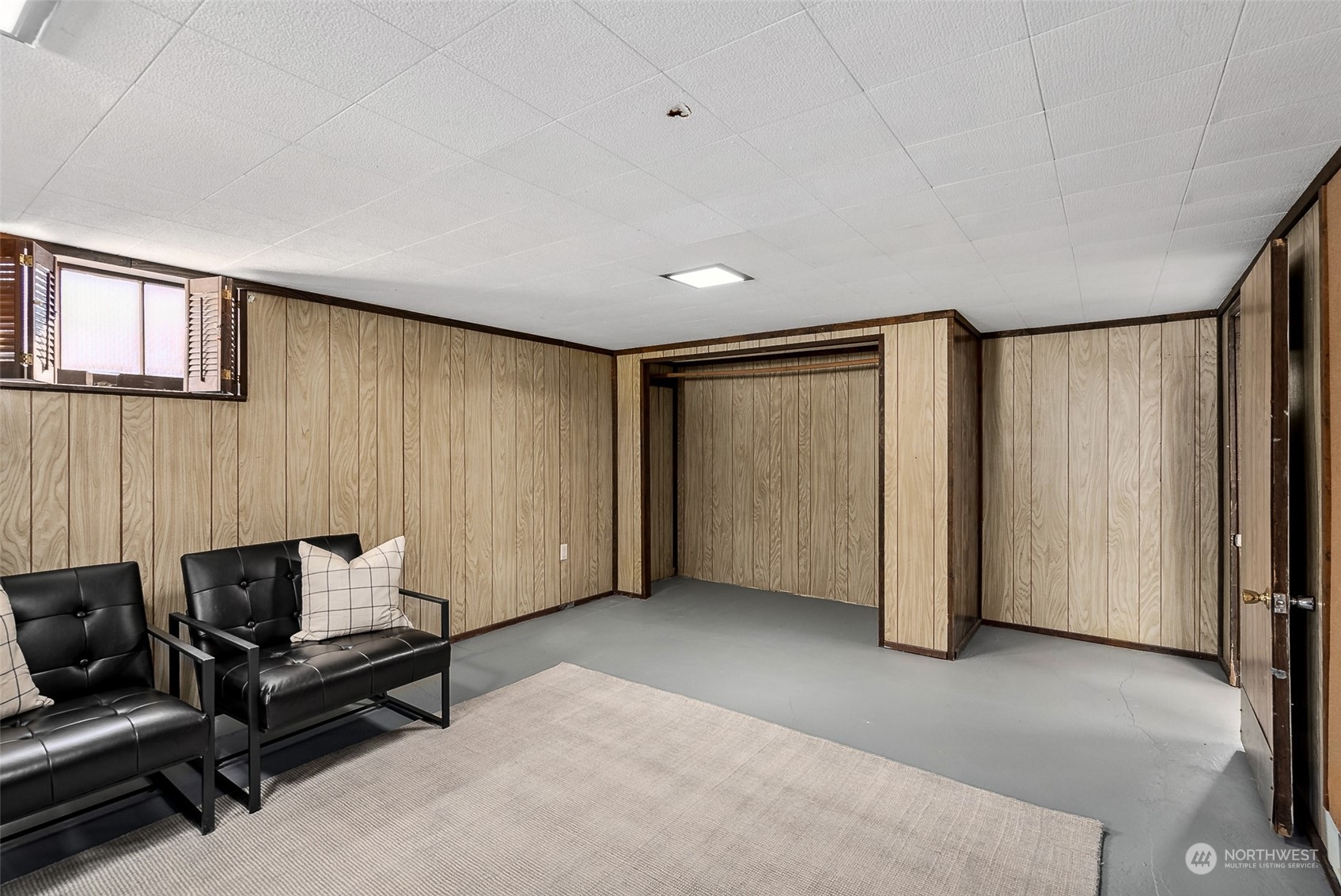 3556 Southwest 98th Street Seattle, WA 98126 - Photo 12 of 26 Gallery Image 12