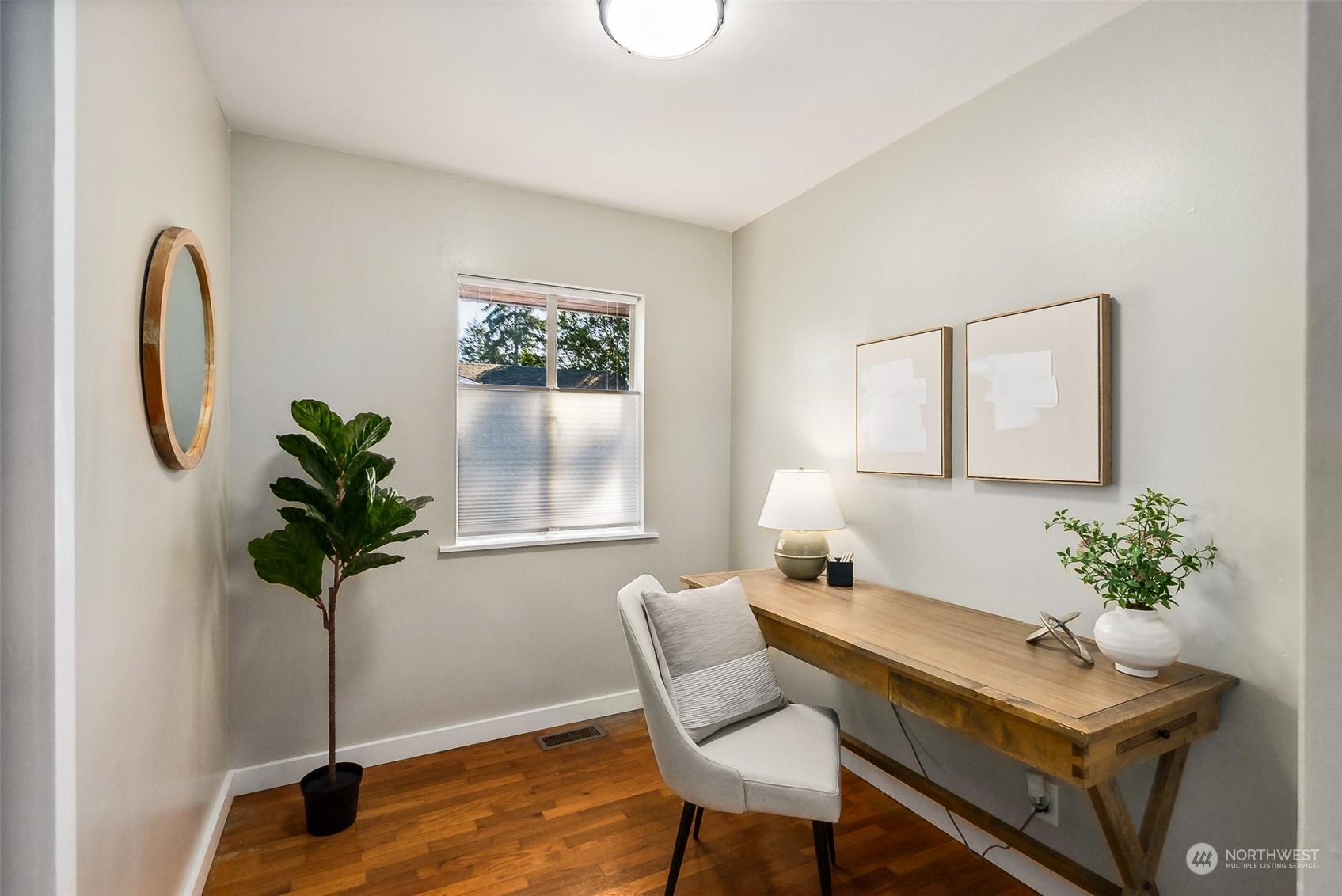 3556 Southwest 98th Street Seattle, WA 98126 - Photo 8 of 26 Gallery Image 8