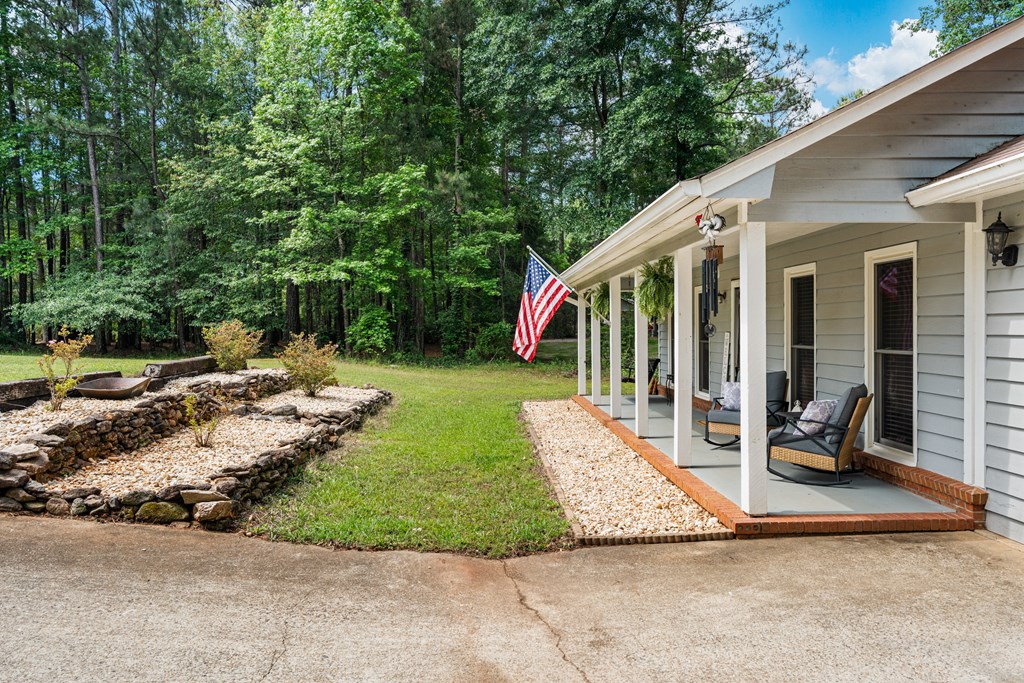 10897 Warm Springs Road Midland, GA 31820 - Photo 4 of 27