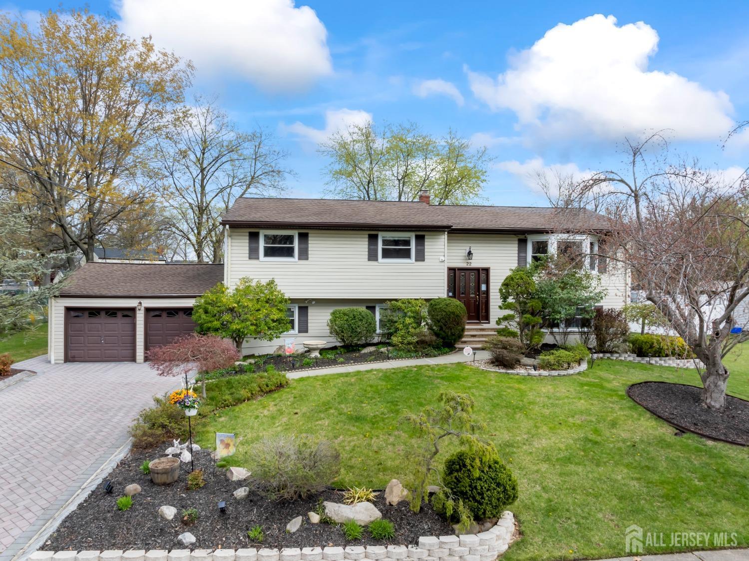 22 Marlow Road East Brunswick, NJ 08816 - Photo 1 of 29 Gallery Image 1