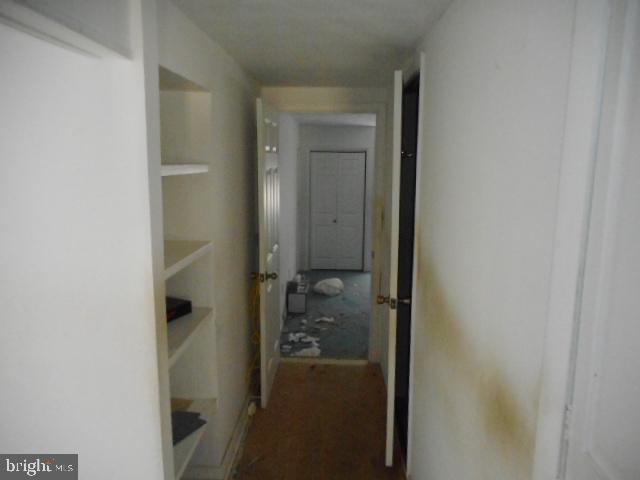 5668 Pine Road Thomasville, PA 17364 - Photo 17 of 32 Hallway