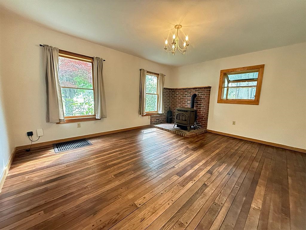 482 Clarendon Avenue West Rutland, VT 05777 - Photo 21 of 45