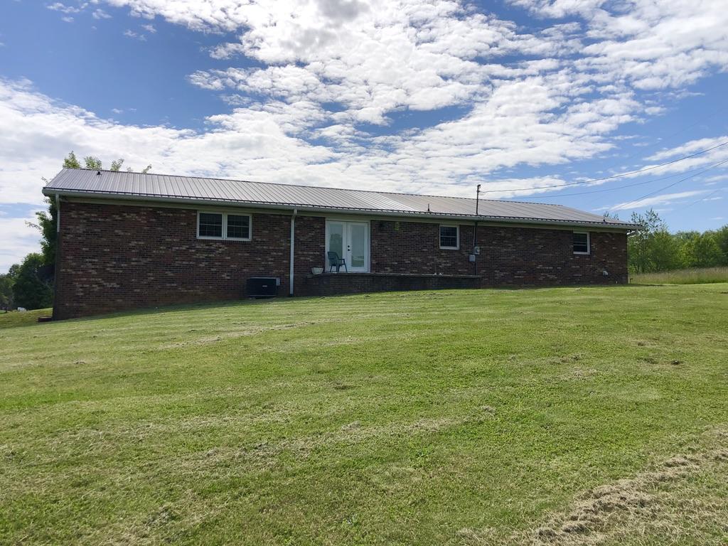 3103 Highway 81 Fall Branch, TN 37656 - Photo 32 of 39 Back of house