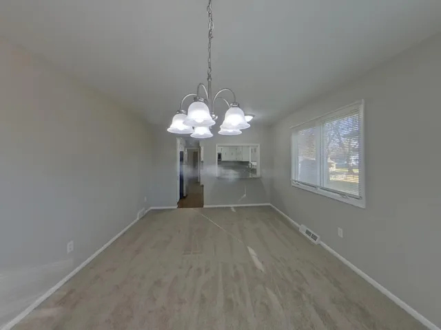 $2,599 | 931 Market Street South, Shakopee, MN 55379