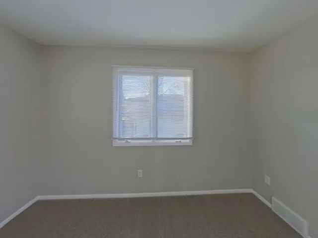 $2,599 | 931 Market Street South, Shakopee, MN 55379