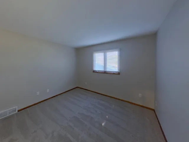 $2,599 | 931 Market Street South, Shakopee, MN 55379