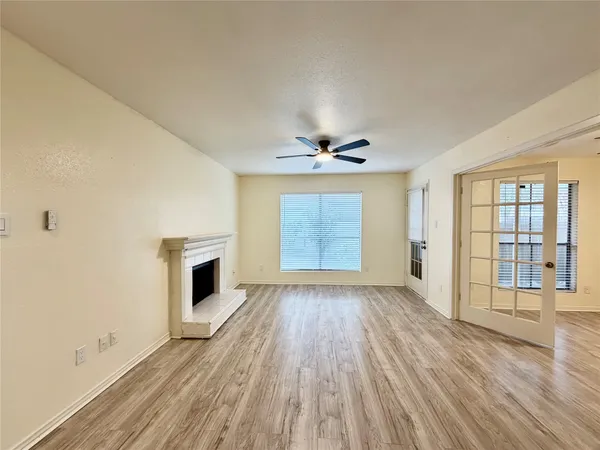 $1,000 | 2120 Wilcrest Drive, Unit 121, Houston, TX 77077